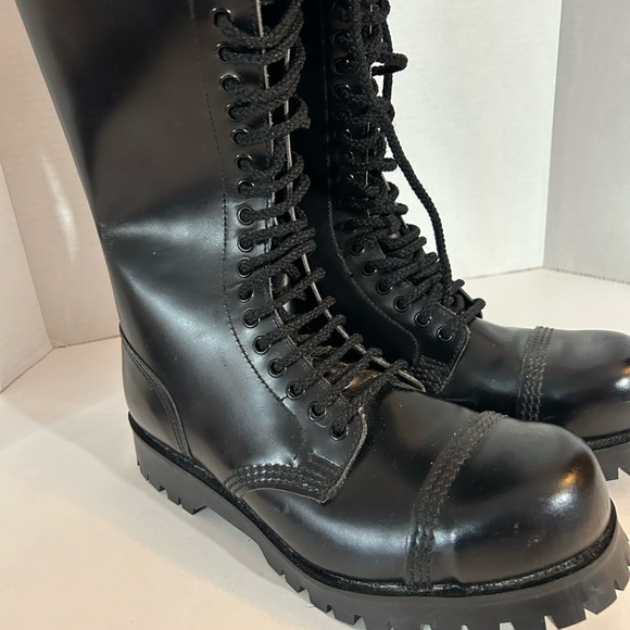 New Underground 30 eyelets rangers in box leather handmade in England size 8 - Picture 12 of 16